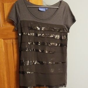 Womens size medium simply vera top